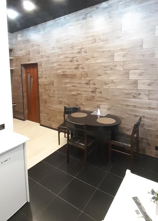 Viva Olive - Студия Со Спальней В Центре Kremenchuk Exterior foto