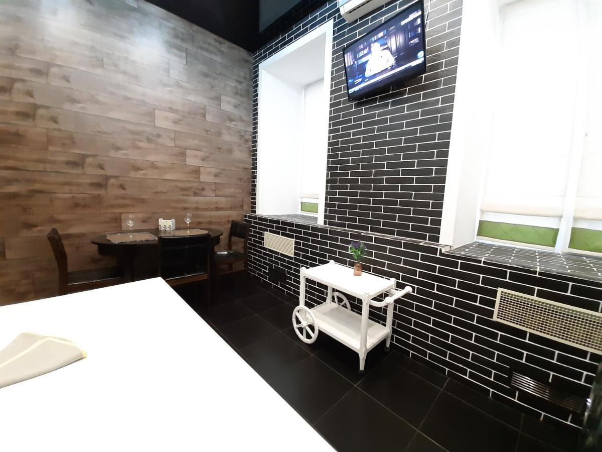 Viva Olive - Студия Со Спальней В Центре Kremenchuk Exterior foto